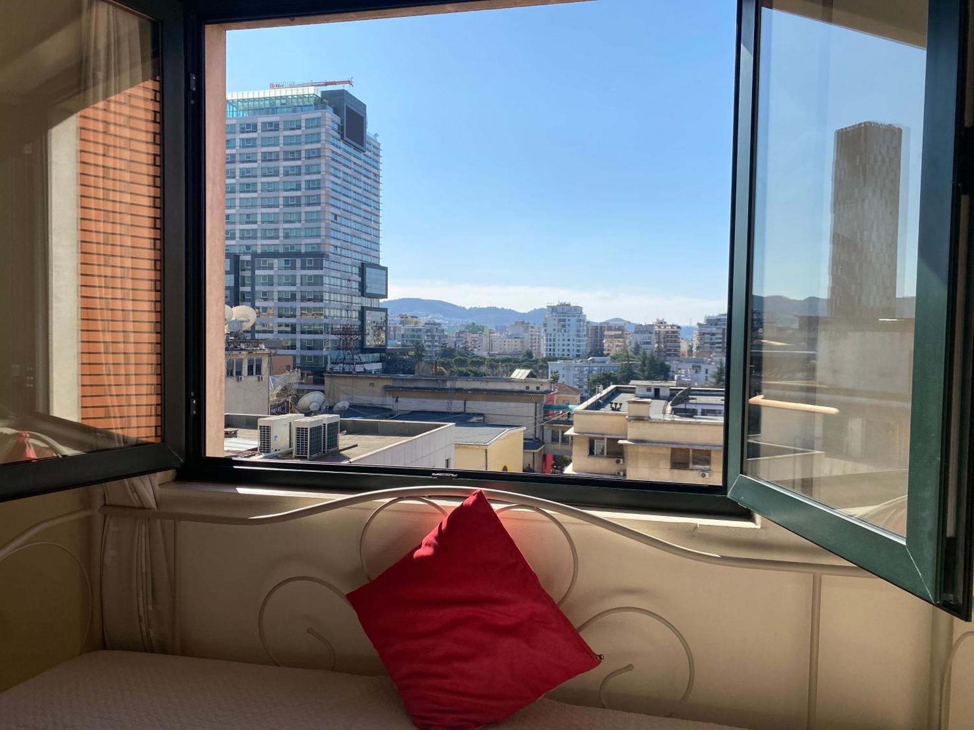 Rtsh Apartment Tirana Esterno foto