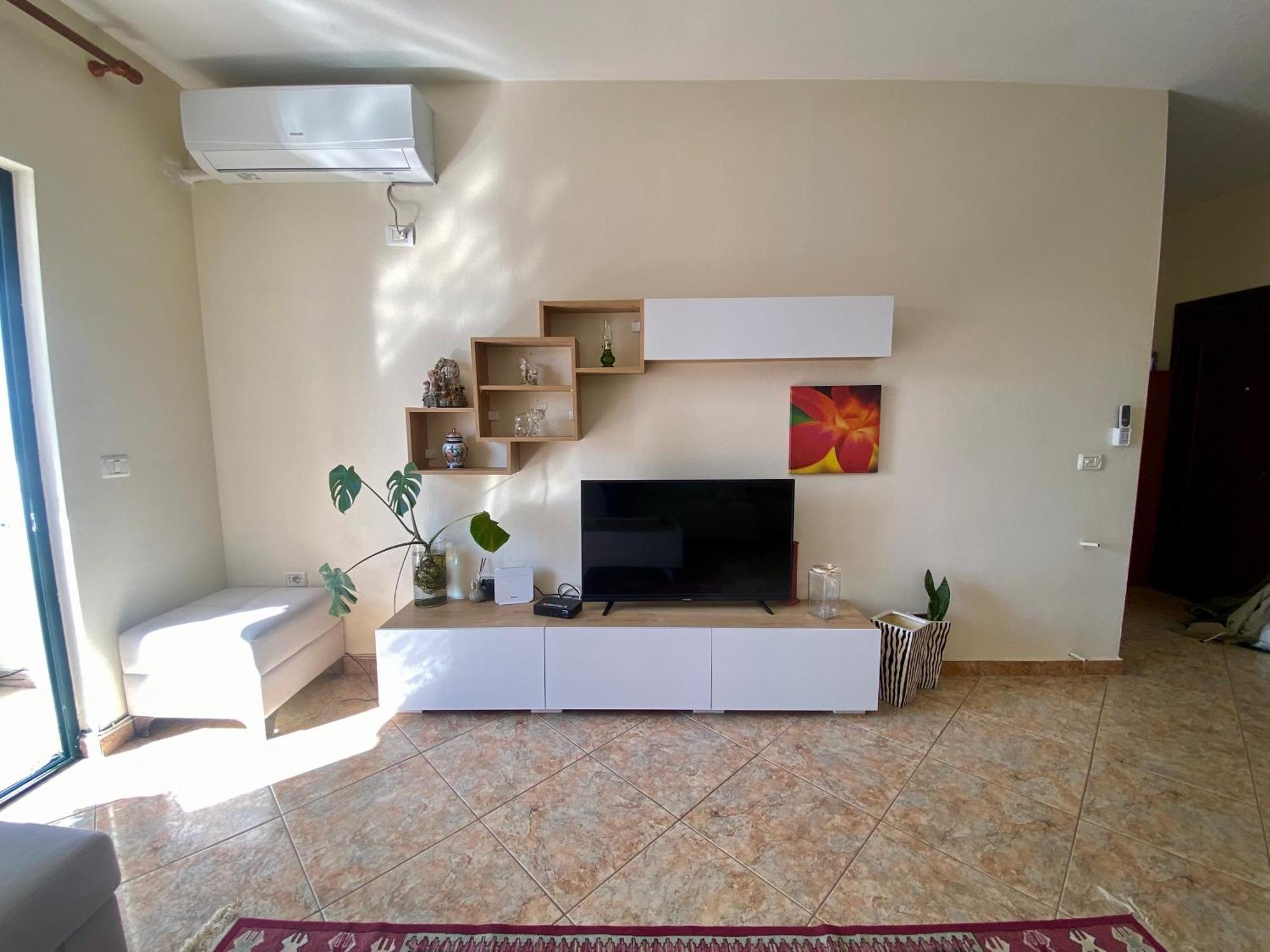 Rtsh Apartment Tirana Esterno foto