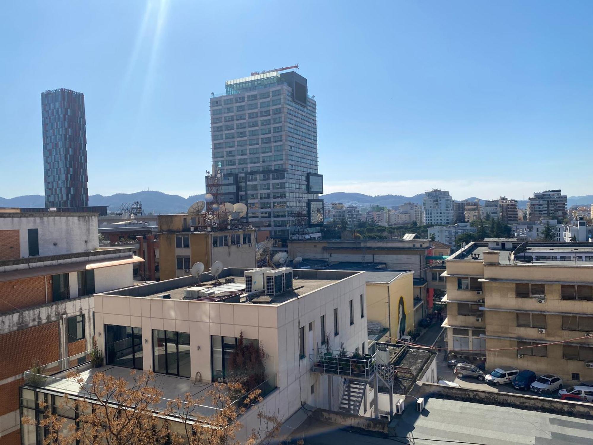 Rtsh Apartment Tirana Esterno foto