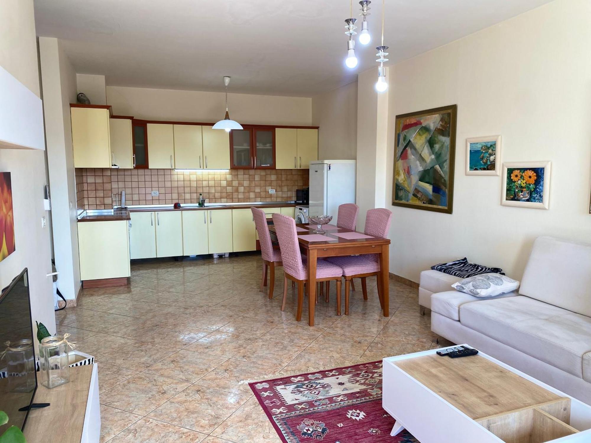 Rtsh Apartment Tirana Esterno foto